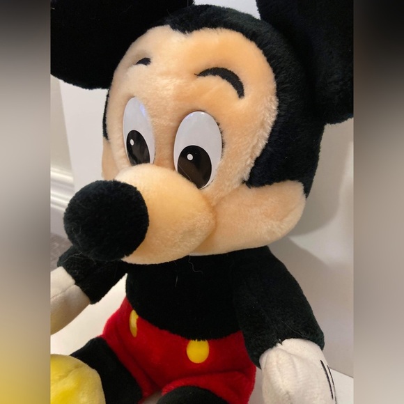Vintage 80s Disneyland Mickey Mouse - Picture 2 of 3